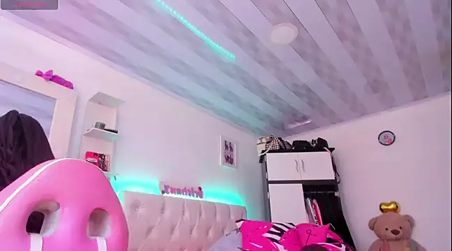 briitany hot online show from 03/11/25, 06:30