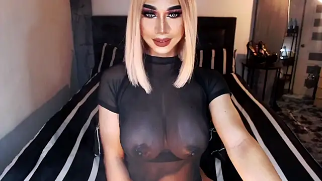 MassiveCockxMistress online show from 05/15/26, 11:01