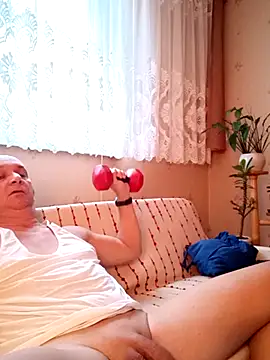 Snapshot of bigcock_marusz chatting on 12/23/24, 11:47 bigcock marusz online show from 12/23/24, 11:47