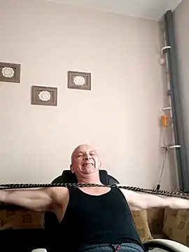 Snapshot of bigcock_marusz chatting on 03/11/25, 01:56 bigcock marusz online show from 03/11/25, 01:56