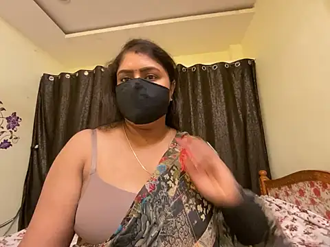 Snapshot of Love_4Sex chatting on 01/08/25, 06:09 Love 4Sex online show from 01/08/25, 06:09