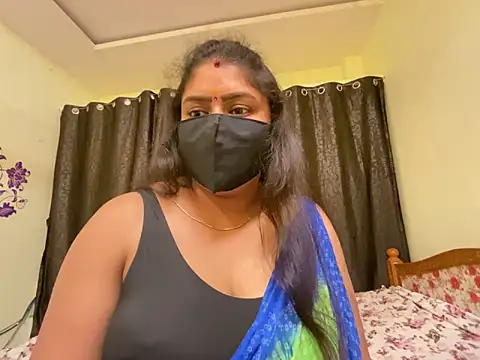 Snapshot of Love_4Sex chatting on 01/11/25, 12:50 Love 4Sex online show from 01/11/25, 12:50