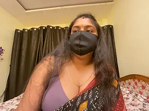 Snapshot of Love_4Sex chatting on 01/21/25, 05:49 Love 4Sex online show from 01/21/25, 05:49