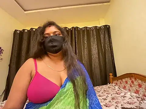 Snapshot of Love_4Sex chatting on 01/24/25, 06:35 Love 4Sex online show from 01/24/25, 06:35