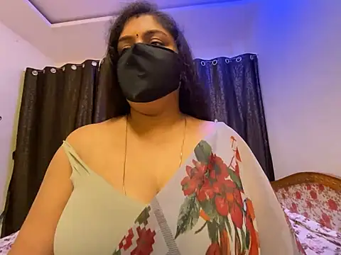 Snapshot of Love_4Sex chatting on 02/05/25, 06:02 Love 4Sex online show from 02/05/25, 06:02