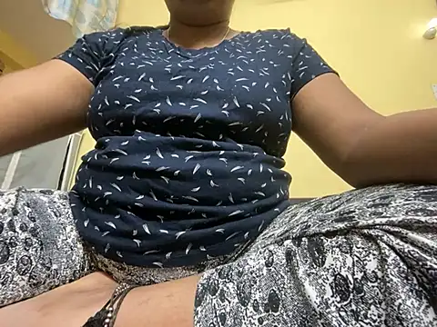 Snapshot of Love_4Sex chatting on 03/11/25, 05:46 Love 4Sex online show from 03/11/25, 05:46