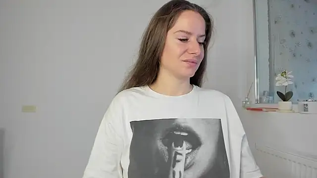 DiamondKay online show from 12/23/25, 09:07