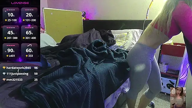 Blondiewithanass online show from 11/25/25, 01:38