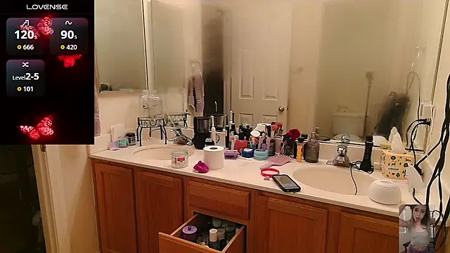 Blondiewithanass online show from 04/07/26, 06:14