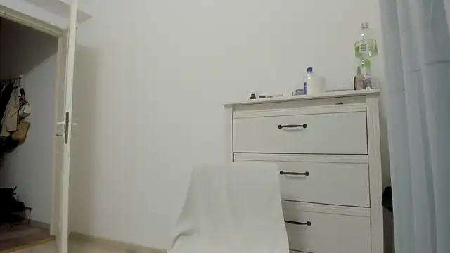 woolfiie online show from 02/14/25, 11:31