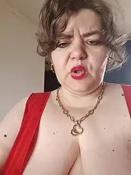 Snapshot of cindybbwsquirt chatting on 06/01/26, 04:25 cindybbwsquirt online show from 06/01/26, 04:25
