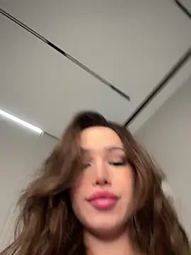 Snapshot of stefannichka chatting on 09/13/25, 08:41 stefannichka online show from 09/13/25, 08:41