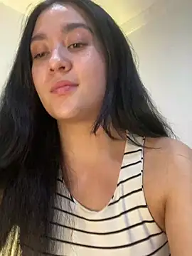 Nina lovi online show from 12/29/24, 01:45