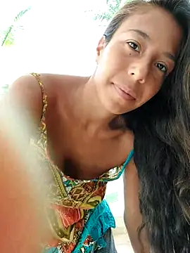 Luna-Natural online show from 10/04/25, 12:36