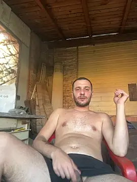 Snapshot of AlexandruUK chatting on 06/08/26, 04:40 AlexandruUK online show from 06/08/26, 04:40