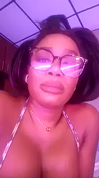 Snapshot of MariiePrice chatting on 01/08/25, 06:20 MariiePrice online show from 01/08/25, 06:20