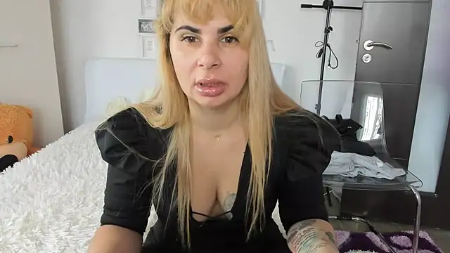 sweetemy4u online show from 01/11/25, 09:26