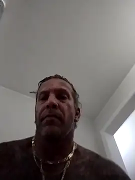 Snapshot of trucker1979 chatting on 07/27/26, 10:39 trucker1979 online show from 07/27/26, 10:39
