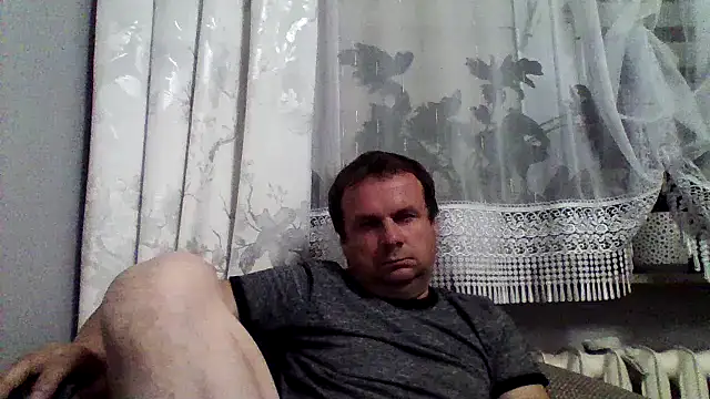 Snapshot of grzes19763 chatting on 05/31/26, 07:48 grzes19763 online show from 05/31/26, 07:48