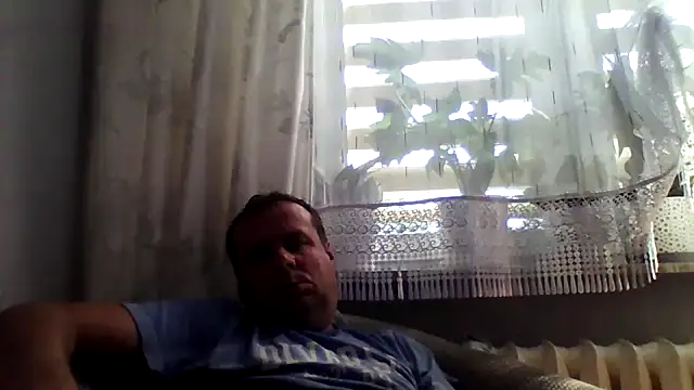 Snapshot of grzes19763 chatting on 06/20/26, 01:14 grzes19763 online show from 06/20/26, 01:14