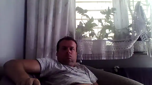 Snapshot of grzes19763 chatting on 07/19/26, 09:02 grzes19763 online show from 07/19/26, 09:02