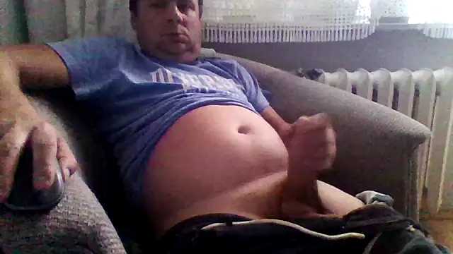 Snapshot of grzes19763 chatting on 07/27/26, 02:46 grzes19763 online show from 07/27/26, 02:46