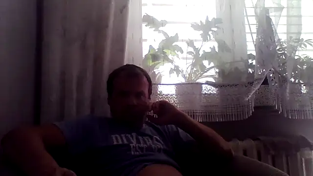 Snapshot of grzes19763 chatting on 07/31/26, 08:47 grzes19763 online show from 07/31/26, 08:47