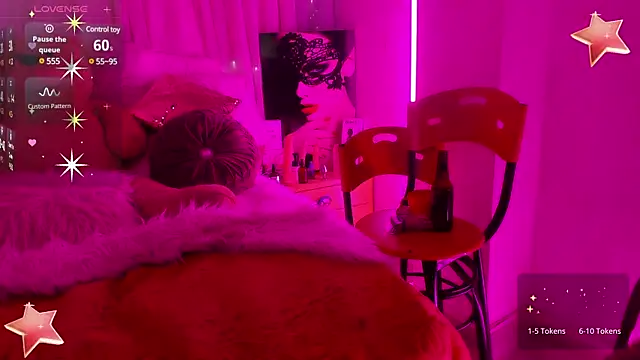 Snapshot of HadaFoster chatting on 03/14/25, 02:31 HadaFoster online show from 03/14/25, 02:31