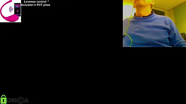 Snapshot of pliko chatting on 05/13/26, 01:41 pliko online show from 05/13/26, 01:41