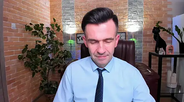 SteveTiger online show from 02/05/25, 01:11