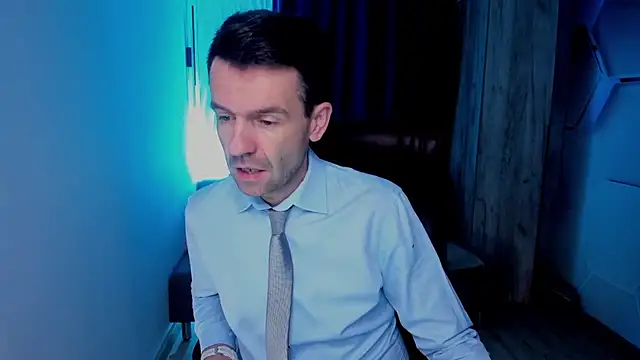 SteveTiger online show from 10/19/25, 03:40