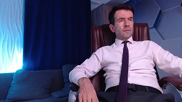 SteveTiger online show from 10/30/25, 03:41