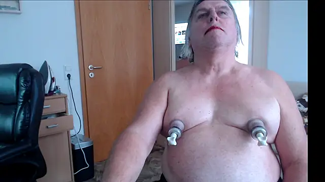 Sissygera online show from 12/15/24, 10:50