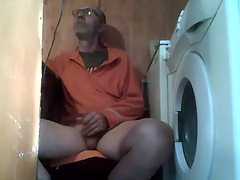 bartolik06 online show from 10/30/25, 10:16