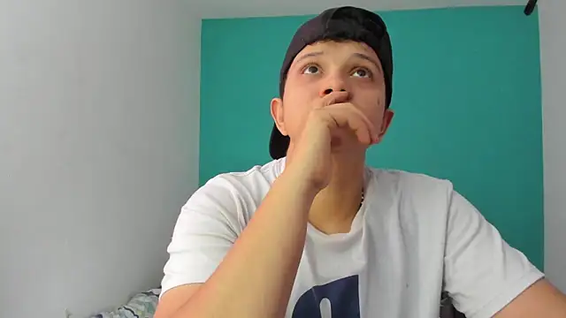 alex-queen- online show from 11/01/25, 06:54