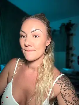 NastyMilf  online show from 04/19/26, 06:21