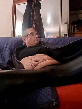 bobby69cock online show from 03/19/25, 06:46