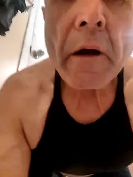 Snapshot of bobby69cock chatting on 05/31/26, 02:42 bobby69cock online show from 05/31/26, 02:42