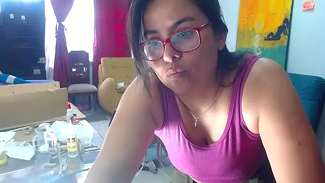 Snapshot of Ixchel_Anaid chatting on 02/27/25, 08:42 Ixchel Anaid online show from 02/27/25, 08:42