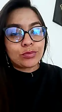 Snapshot of Ixchel_Anaid chatting on 03/09/25, 08:42 Ixchel Anaid online show from 03/09/25, 08:42