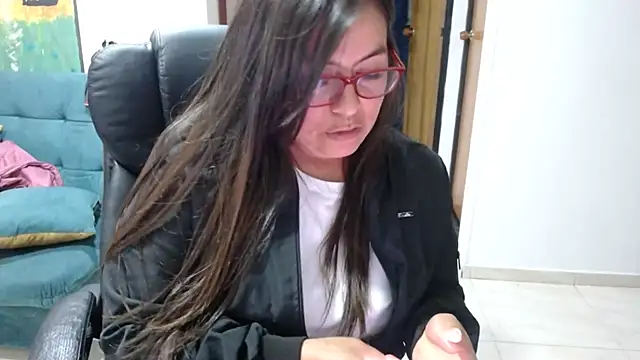 Snapshot of Ixchel_Anaid chatting on 03/10/25, 08:23 Ixchel Anaid online show from 03/10/25, 08:23