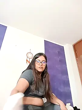 Snapshot of Ixchel_Anaid chatting on 03/15/25, 12:34 Ixchel Anaid online show from 03/15/25, 12:34