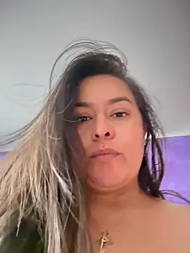 Ixchel Anaid online show from 02/17/26, 01:40