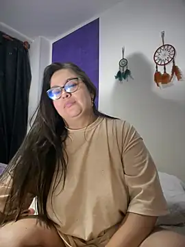 Snapshot of Ixchel_Anaid chatting on 06/22/26, 03:25 Ixchel Anaid online show from 06/22/26, 03:25