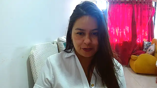 Snapshot of Ixchel_Anaid chatting on 07/20/26, 03:14 Ixchel Anaid online show from 07/20/26, 03:14