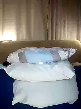 estrella tasty online show from 03/21/25, 02:39