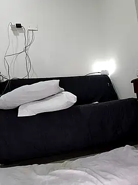 estrella tasty online show from 04/21/26, 02:26