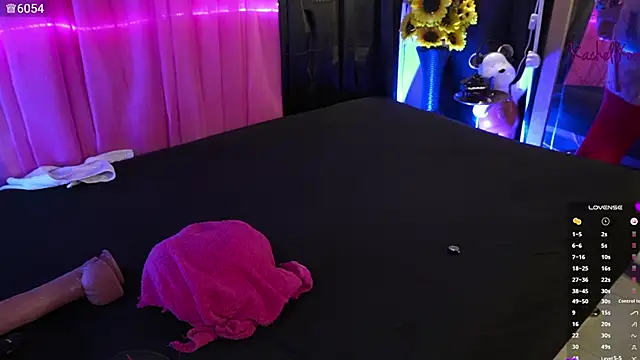 Rachellkors online show from 10/09/25, 10:35