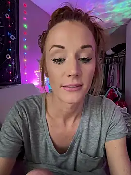 Snapshot of Lexi_Star chatting on 01/11/25, 07:49 Lexi Star online show from 01/11/25, 07:49