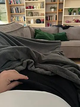 Snapshot of Fred-Berlin chatting on 03/16/25, 08:10 Fred-Berlin online show from 03/16/25, 08:10